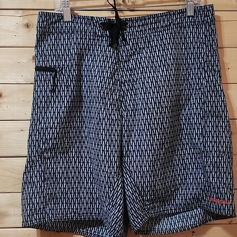 Patagonia Men's Swim Shorts Size 32 NWOT Fossil Print